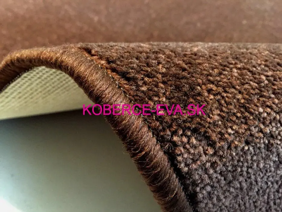 Kusový koberec Eton hnedý