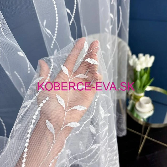 Záclona 123498 biela s bielou výšivkou výška 280cm 