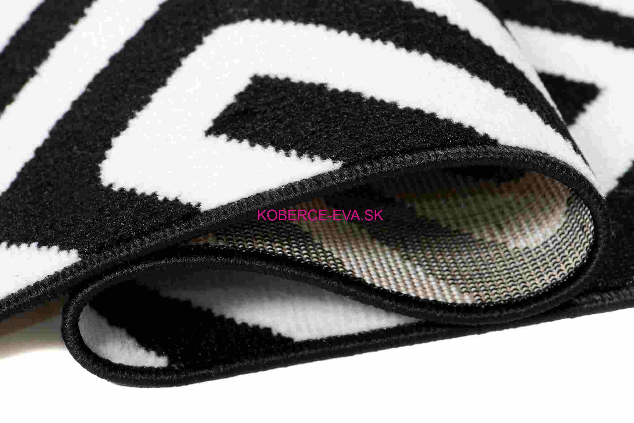 Kusový koberec BCF T242B B